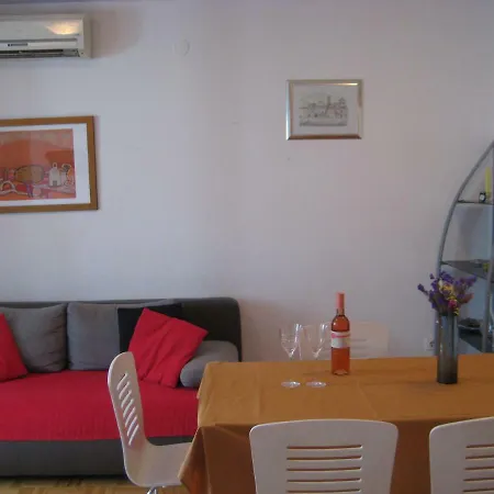 アパート Apartman Agata *